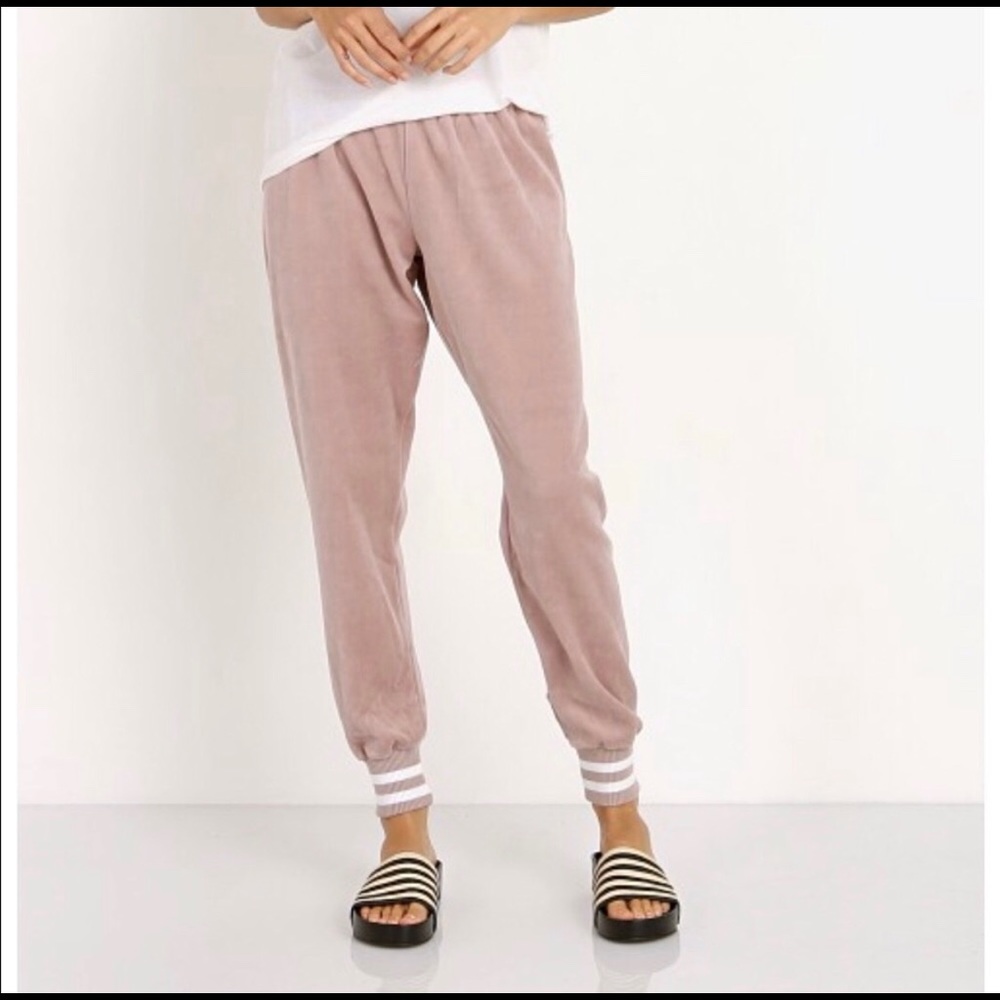 Spiritual gangster pink sweatpants